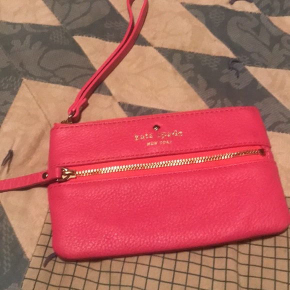 Pink Kate spade wristlet - Picture 2 of 2